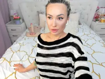 HottieSweetBritney  live sex cam