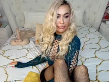 HottieSweetBritney  live sex cam