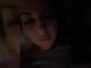 ISKRAKATYA  live sex cam