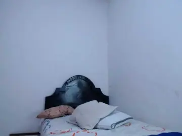 Zoe-Monroe  live sex cam