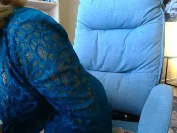 Rosewind8  live sex cam
