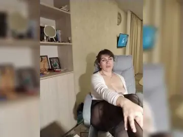 Rosewind8  live sex cam
