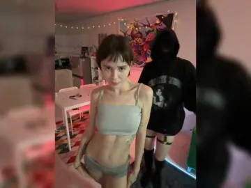 Thechloee  live sex cam