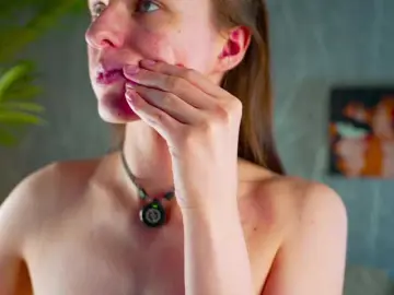 AlisaFreshly  live sex cam