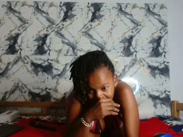 BlondQ2003  live sex cam