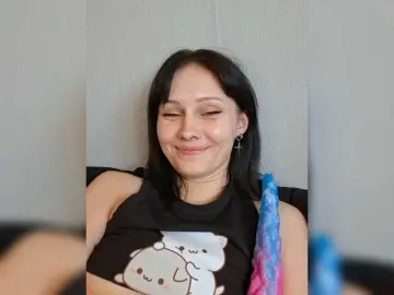 EnaVladiaa  live sex cam