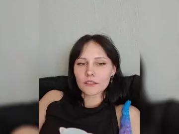 EnaVladiaa  live sex cam