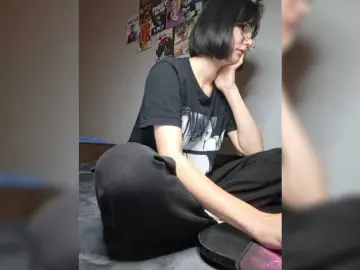 EnaVladiaa  live sex cam