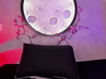 Felicity111  live sex cam