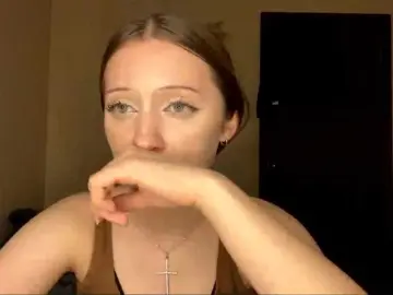 JosefineShears  live sex cam