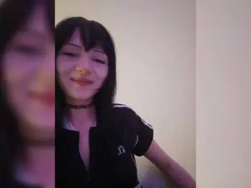 KRISTARI  live sex cam