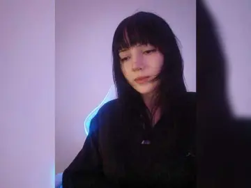 KRISTARI  live sex cam