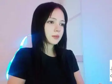 KRISTARI  live sex cam