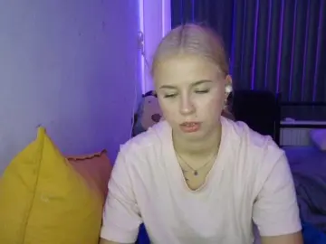 PeggyStreitnatter  live sex cam