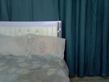 PetiteCocoo  live sex cam