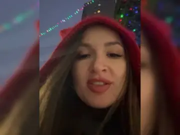 Supergirl7771  live sex cam