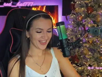 Supergirl7771  live sex cam