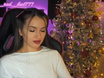 Supergirl7771  live sex cam