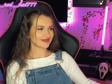 Supergirl7771  live sex cam