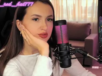 Supergirl7771  live sex cam