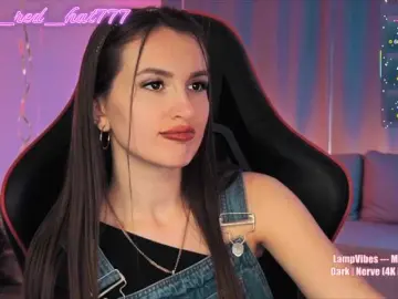 Supergirl7771  live sex cam
