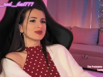 Supergirl7771  live sex cam