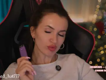 Supergirl7771  live sex cam