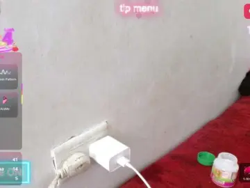 Lucyfer-69  live sex cam