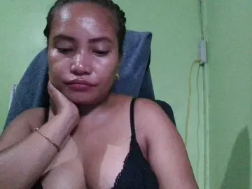 Myoneandonly  live sex cam