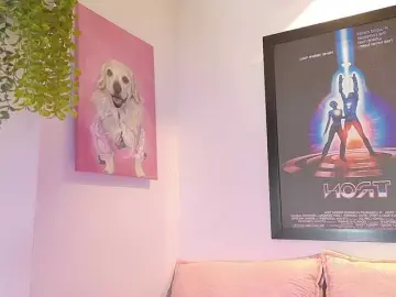 Valkiriamoore  live sex cam