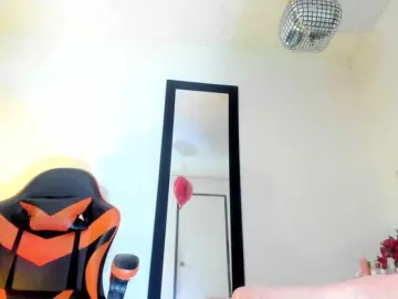 Karol-wish  live sex cam