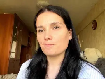 LinetteCutburth  live sex cam