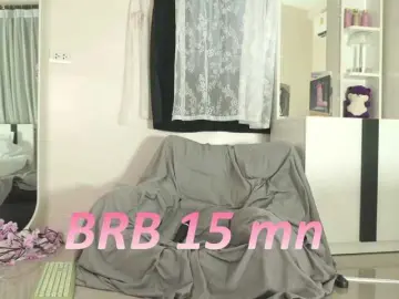 MamacitaSkye  live sex cam