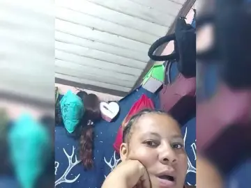 Nathalie11  live sex cam