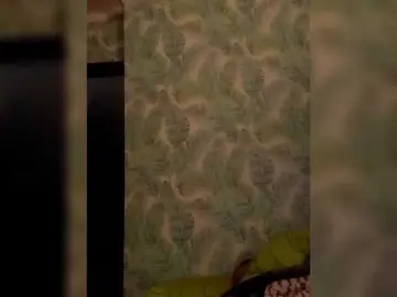 Oksi5522  live sex cam