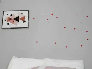 PauleteW10  live sex cam