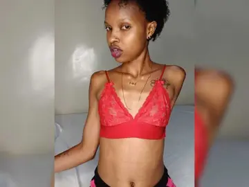 Roundbootie  live sex cam