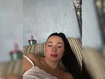 Uljchik  live sex cam