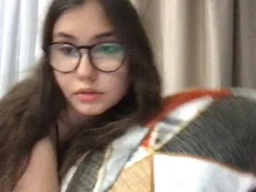 Frfrshinya  live sex cam