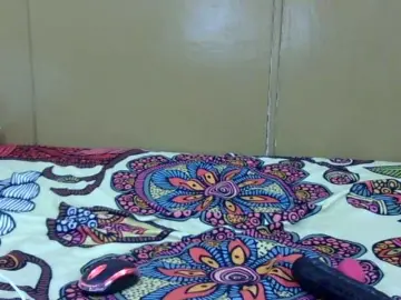 Maya-pretty  live sex cam