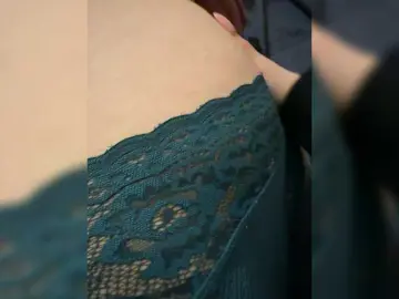 Kris-76  live sex cam