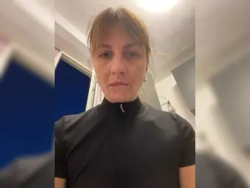 Laroshka  live sex cam