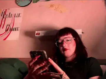 MilanaZaya  live sex cam