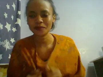 Prettie-brownskin  live sex cam