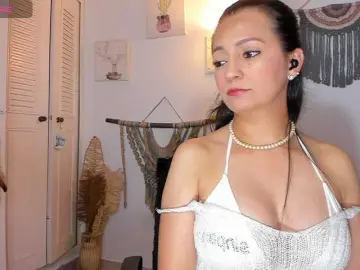 Anaruiz  live sex cam