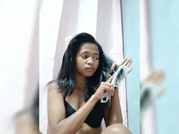 Evasmile  live sex cam