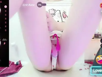 Twhanhan  live sex cam