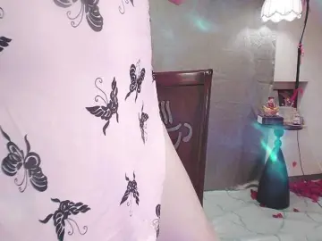 Twhanhan  live sex cam