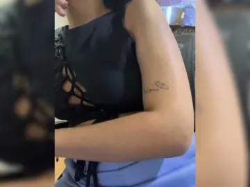 GigiRoss1  live sex cam
