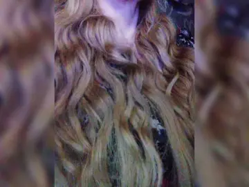 Isabel-LM  live sex cam